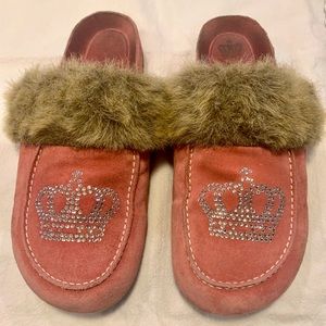 Pink Juicy Couture Rhinestone Crown Slippers w/ Faux Fur Trim